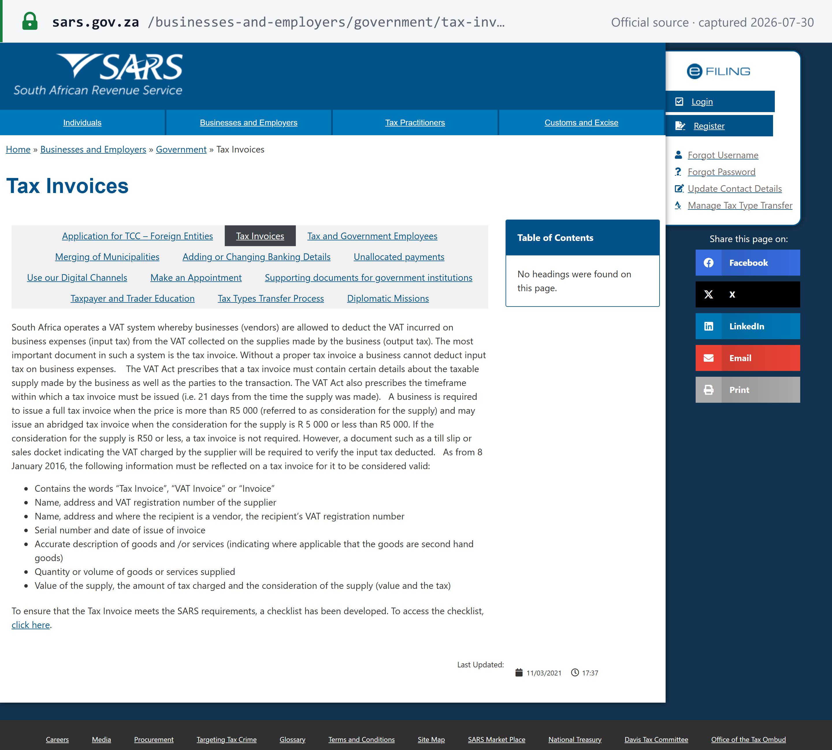 Source snapshot — SARS stating the 21-day issuance limit, the R5 000 full-versus-abridged threshold, the R50 no-invoice rule, and the seven particulars a valid tax invoice must reflect